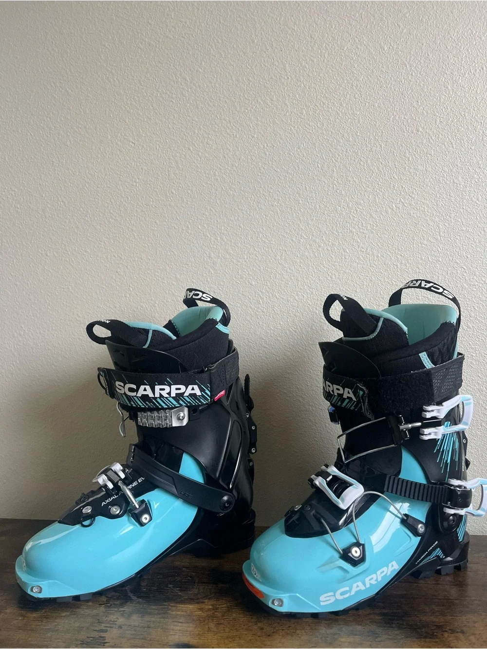 Gea Alpine Touring Boot - 2023 - Women's. Aqua/Black -23.5